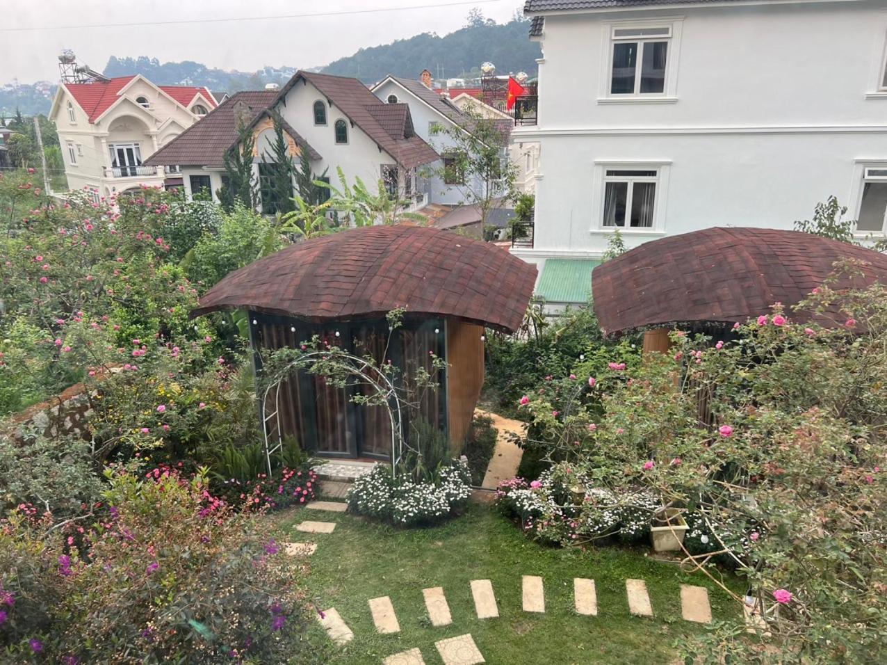 Homestay Khu Vuon Hoang Gia Dalat Eksteriør bilde